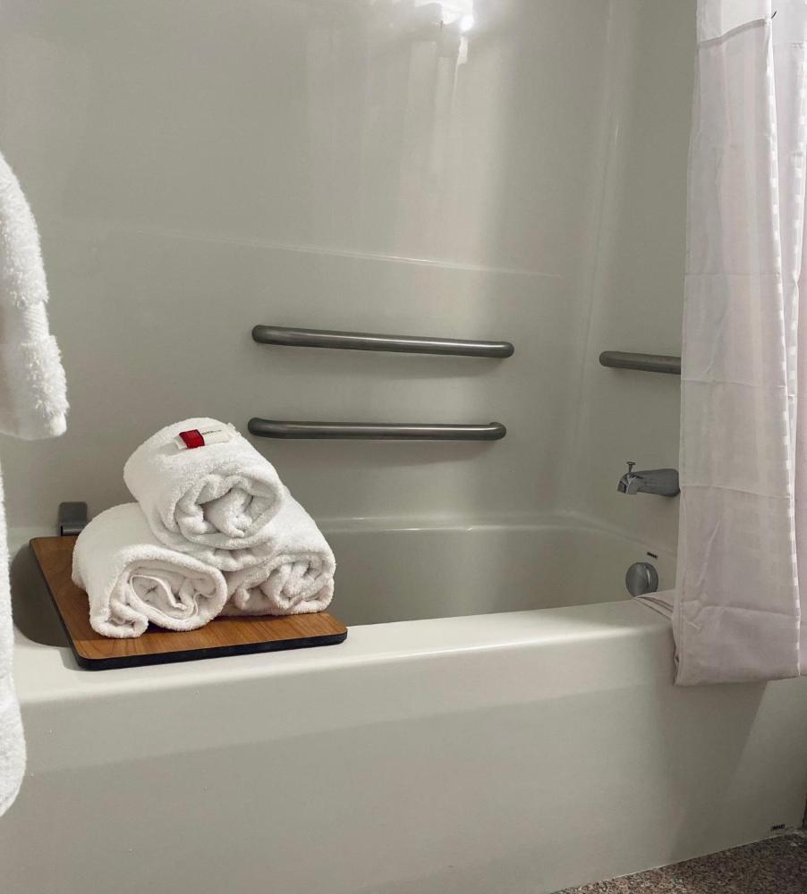 One-Bedroom Suite with Two Double Beds - Non-Smoking